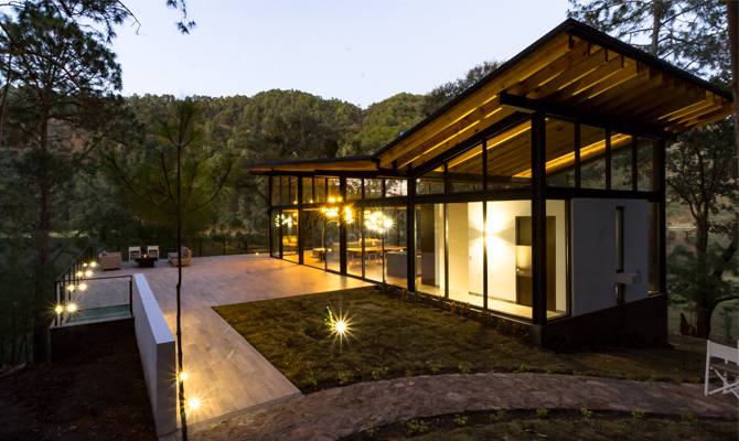 Cabaña de Lujo en el Bosque con Terraza Privada y Jacuzzi | Sierra Lago  Resort & Spa